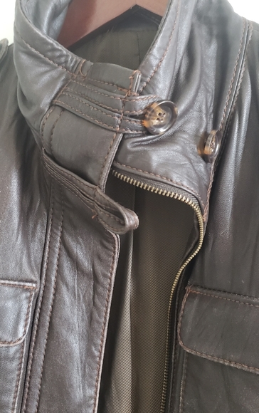 Danier leather jacket - Picture 3 of 7